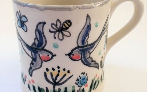 Swallow mug