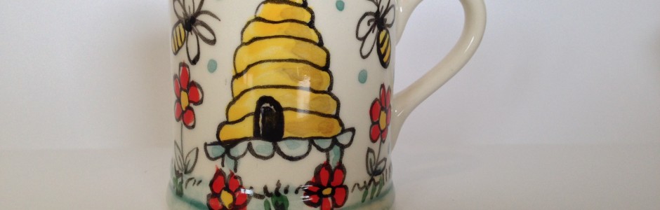 Beehive Mug
