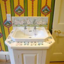 Court Henry Bathroom Sink